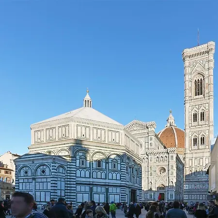 Leonardo At The Dome Apartment Florence